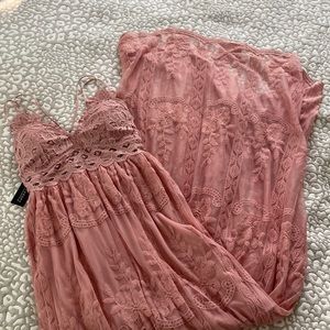 Lace Maxi Dress. Mauve. Women’s Small